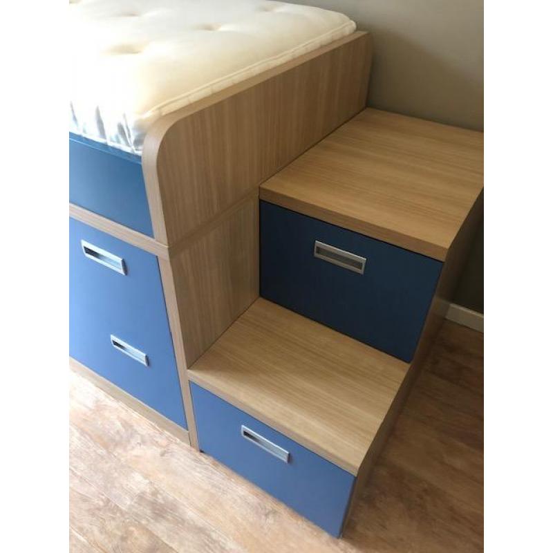Topaanbieding : jeugd-/logeerkamer te koop
