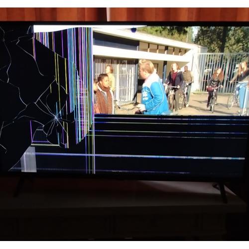 LG smart tv 43 inch aangekocht op 2-10-21 met 2 jaar fabrieksgarantie