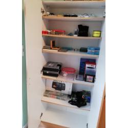 Te koop boekenkast licht beuken in goede staat