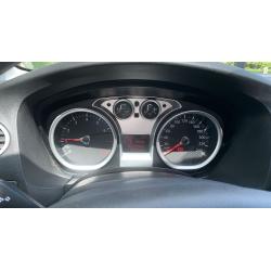 FORD FOCUS TE KOOP