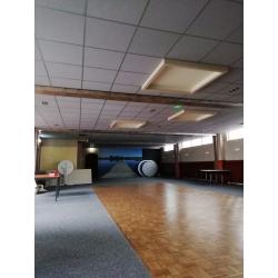 200m2 systeem plafond met led verlichting 20 dubbelspots en 20 enkel
