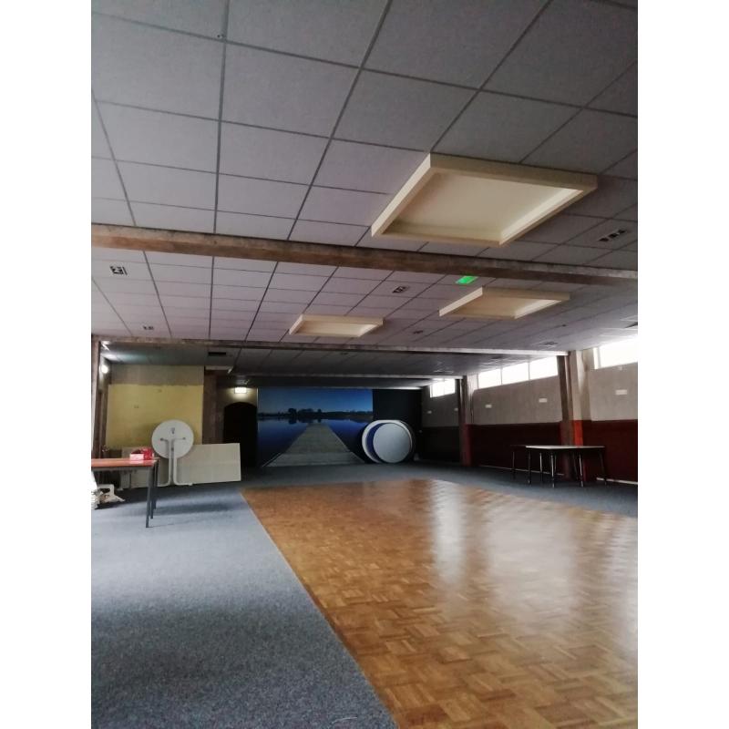 200m2 systeem plafond met led verlichting 20 dubbelspots en 20 enkel