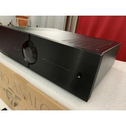 Audio Analoog Bellini-jubileum - 220240v @ 5060 Hz