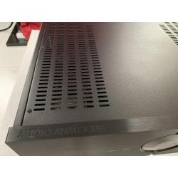 Audio Analoog Bellini-jubileum - 220240v @ 5060 Hz