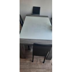 Grote eettafel voor 6 personen