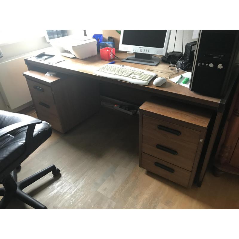 mooi eiken bureau