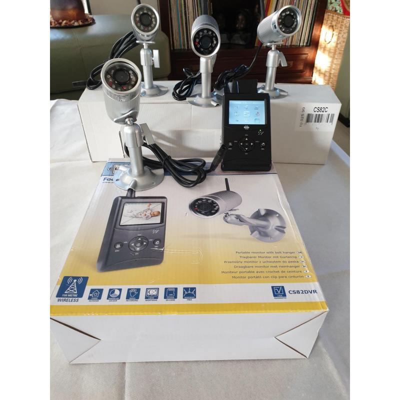ELRO CS82DVR Draagbare Monitor met 4 Draadloze camera's