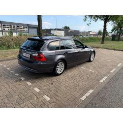 BMW 320D break ''automaat''