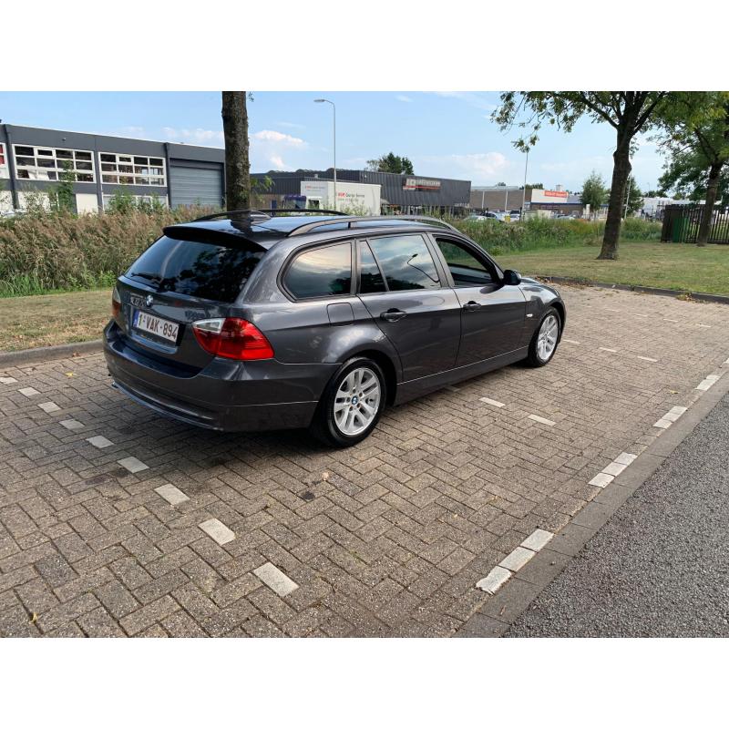 BMW 320D break ''automaat''
