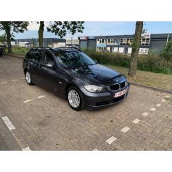 BMW 320D break ''automaat''
