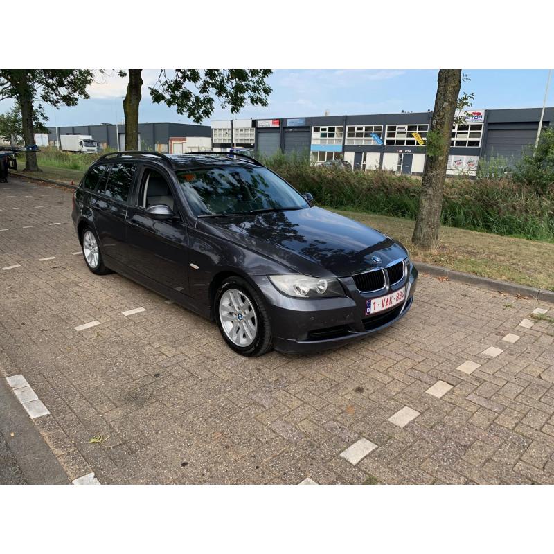 BMW 320D break ''automaat''