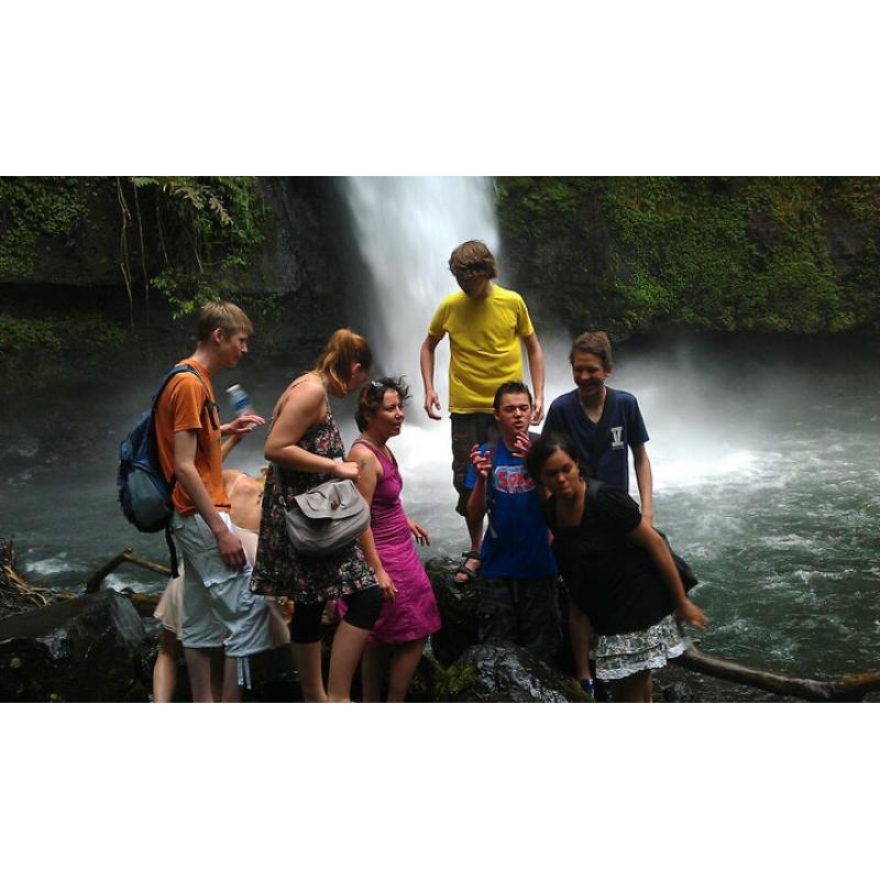 Goed Doen voor een Ander   VEEL Vakantie dagen in INDONESIE