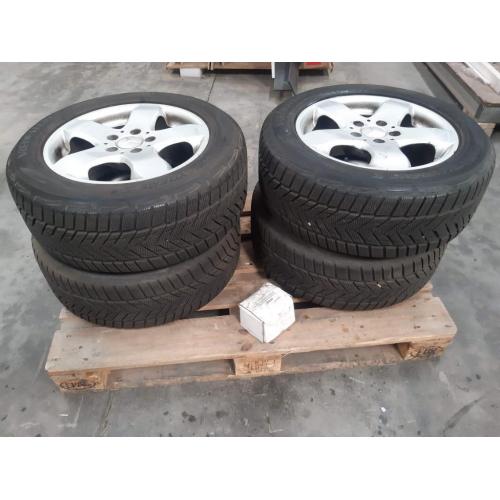 Velgen met winterband Mercedes E-klasse W212