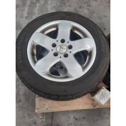 Velgen met winterband Mercedes E-klasse W212