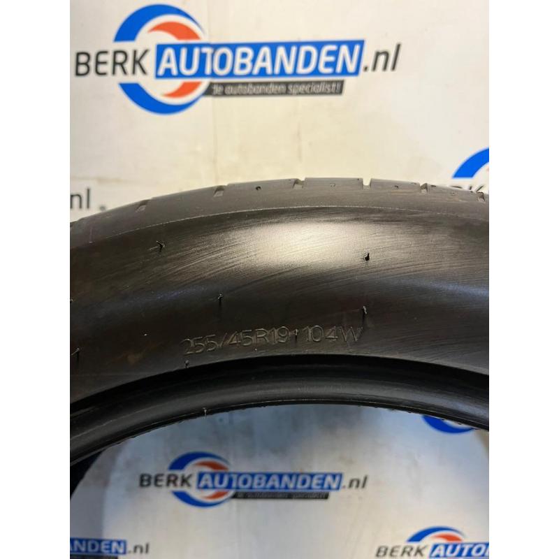 2x Hankook Ventus S1Evo3 255/45 R19 104W 255/45/19 2554519 (