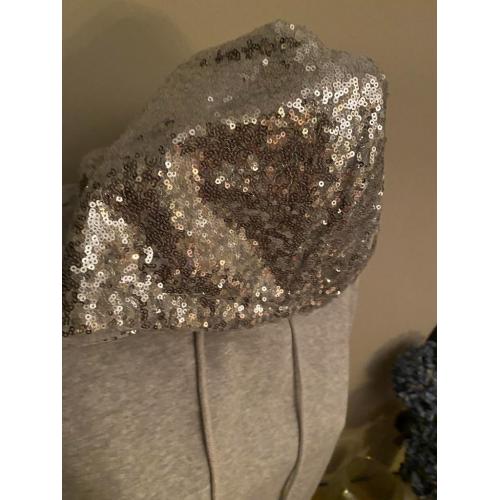 BLIKVANGER hoodie glitterkap en wit opschrift 'influencer'