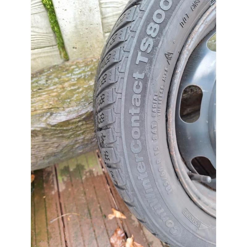Continental contiwinter contact TS800 185/60 R15 set