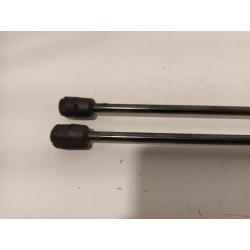 GASDRUKVEERSET ACHTER Skoda Karoq (01-2017/-)