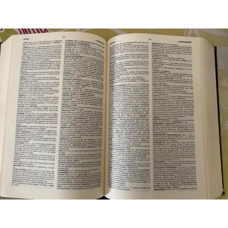 Van Dale -  Groot Woordenboek der Nederlandse Taal