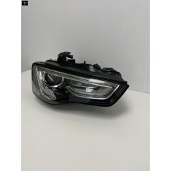 (VR) Audi A5 8T facelift Xenon Led koplamp rechts
