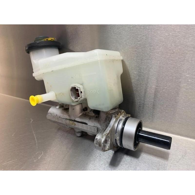 HOOFDREMCILINDER ABS Daihatsu Terios (J2) (01-2005/12-2010)