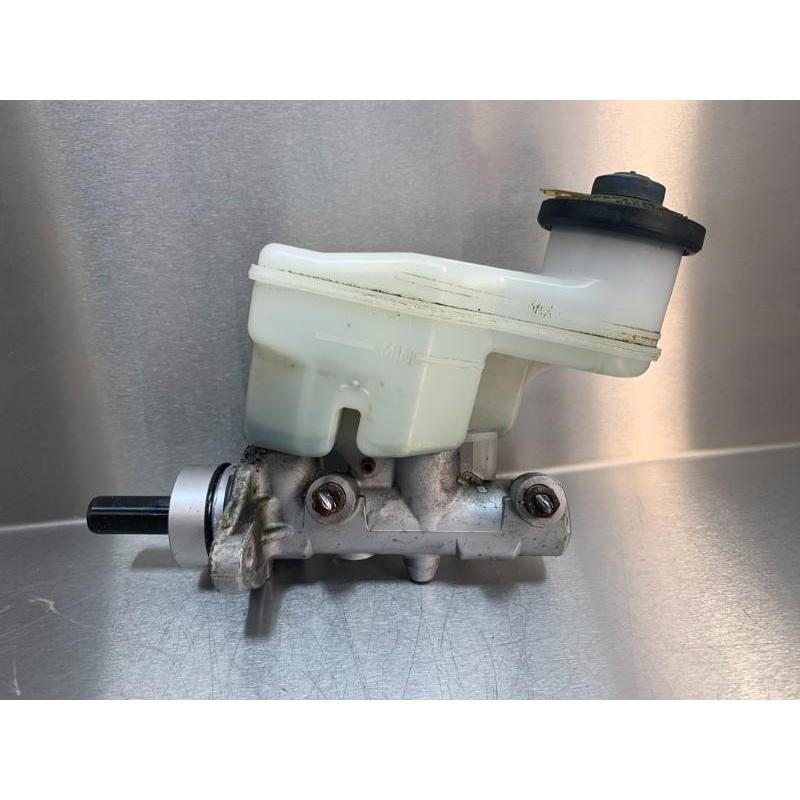 HOOFDREMCILINDER ABS Daihatsu Terios (J2) (01-2005/12-2010)