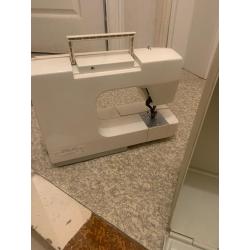 Machine à coudre