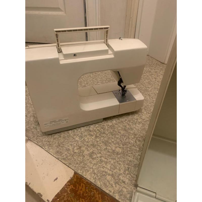 Machine à coudre