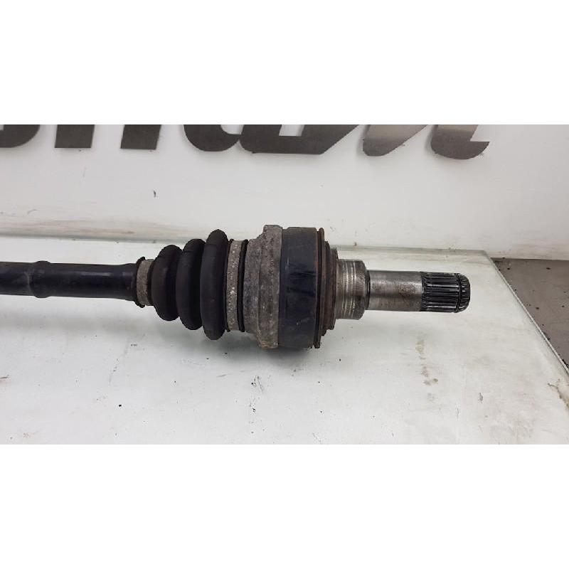AANDRIJFAS RECHTS ACHTER 3 serie Touring (F31) (8680348)