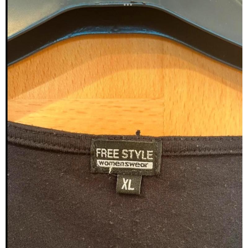 T shirt maat xl