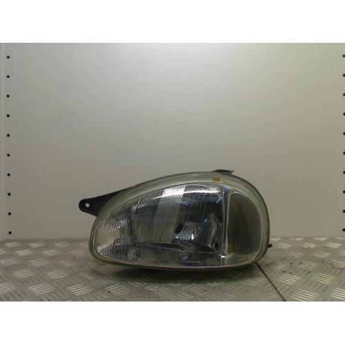 Koplamp links van een Opel Corsa