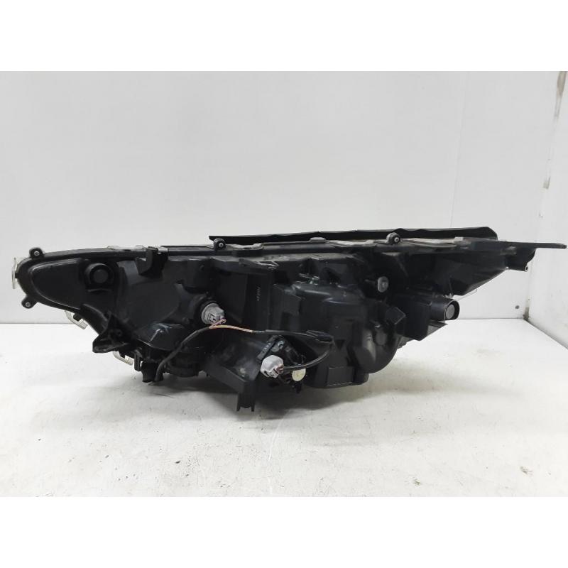 KOPLAMP RECHTS Toyota RAV4 (A5) (01-2018/-)