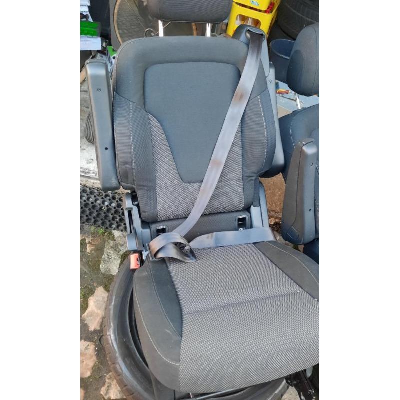 Mercedes v220 v250 v300 v klasse stoelen of zetel
