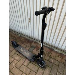 Lots 2 Trottinettes batteries ne fonctionne plus