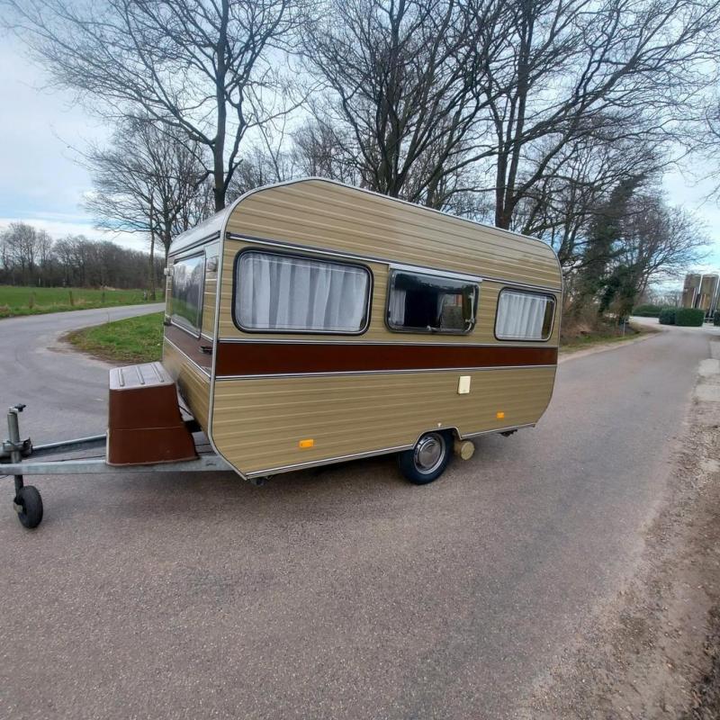 Unieke Oldtimer caravan avento nieuw staat mtm 750kg