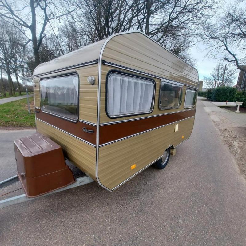 Unieke Oldtimer caravan avento nieuw staat mtm 750kg