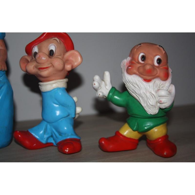piepfiguren : Sneeuwwitje + 5 dwergen , +- 25 en 15 cm