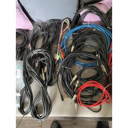 Case met meer dan 30 kabels  enz XLR,JACK,RCA,Speakon