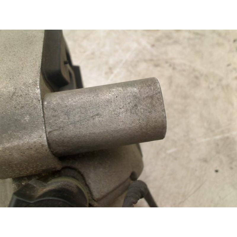 MOTORSTEUN LINKS Audi A6 Avant (C7) (01-2011/09-2018)