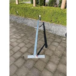 Skate rail