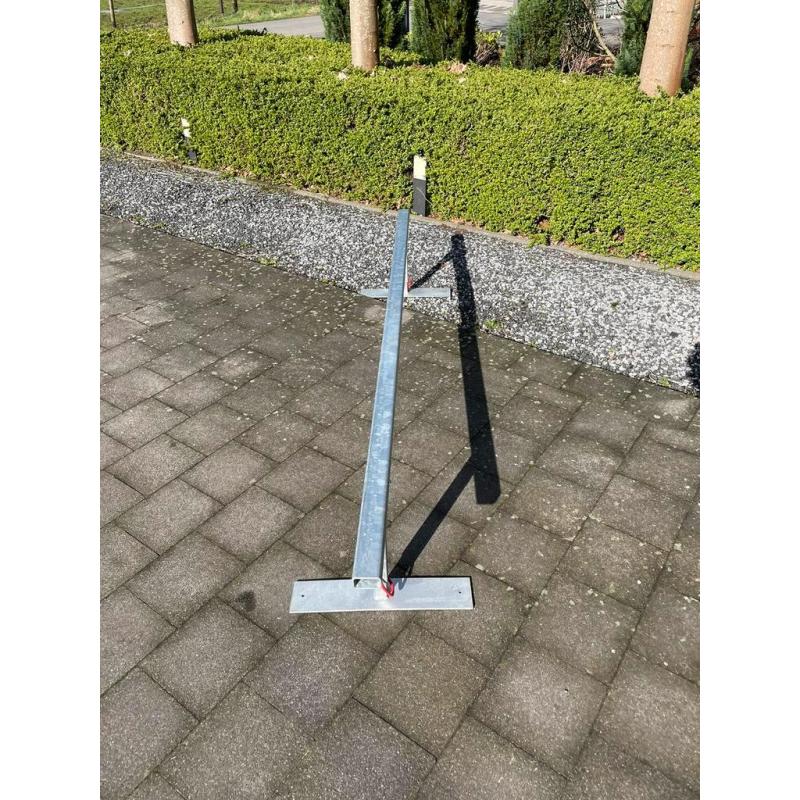 Skate rail