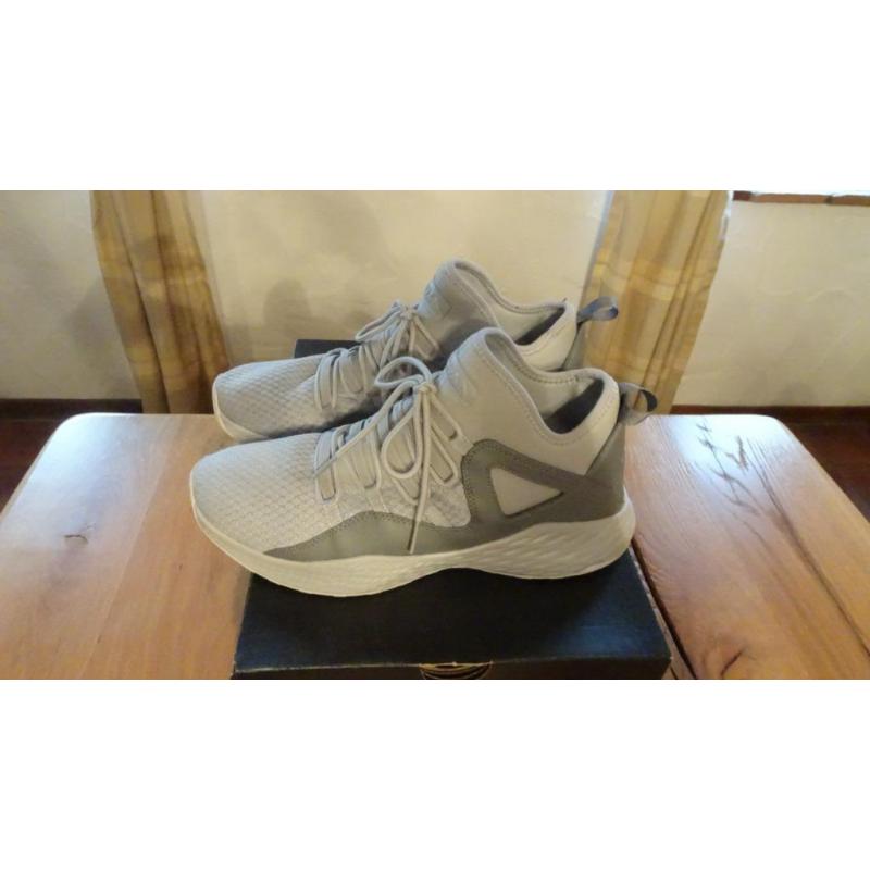 leuk paar sneakers voor heren