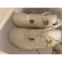 Jordan 4 white en gold (metalic)