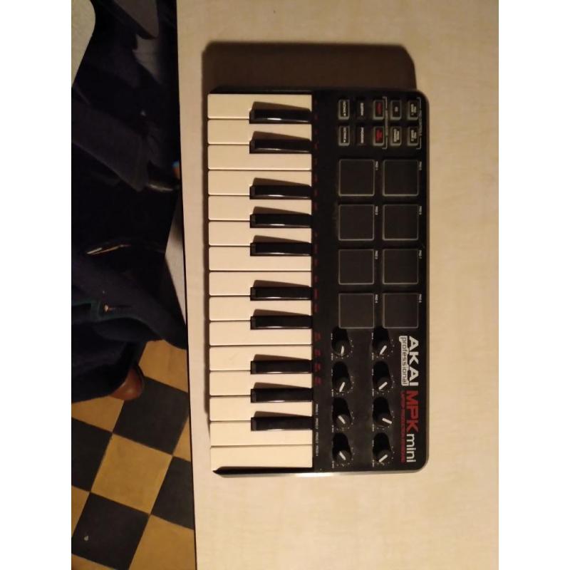 AKAI MPK Mini