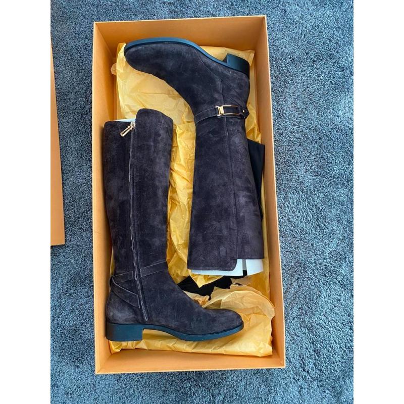 Tods nieuwe laarzen