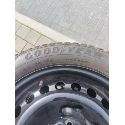 WINTERBANDEN 4x Goodyear 205/55R16 met velg! (Incl staander