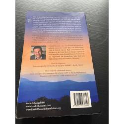 Khaled Hosseini - En uit de bergen kwam de echo