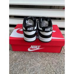 Nike dunk nieuw maat 43