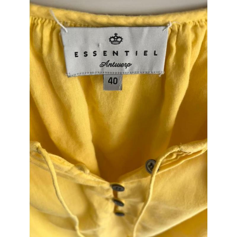 Essentiel kleedje maat 40