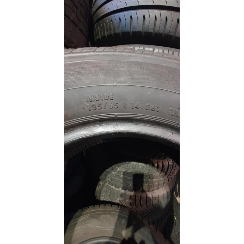 185/65r14 Continental avec montage et equilibrag